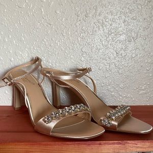 Badgley Mischka Embellished Ankle Strap Sandal Size 8